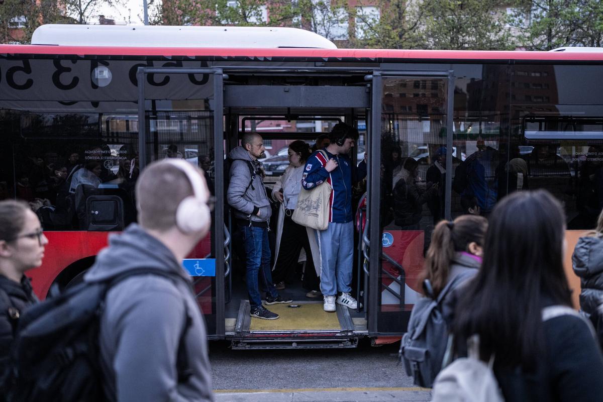 Els trajectes Vallès-BCN fets amb transport públic arriben al 47%