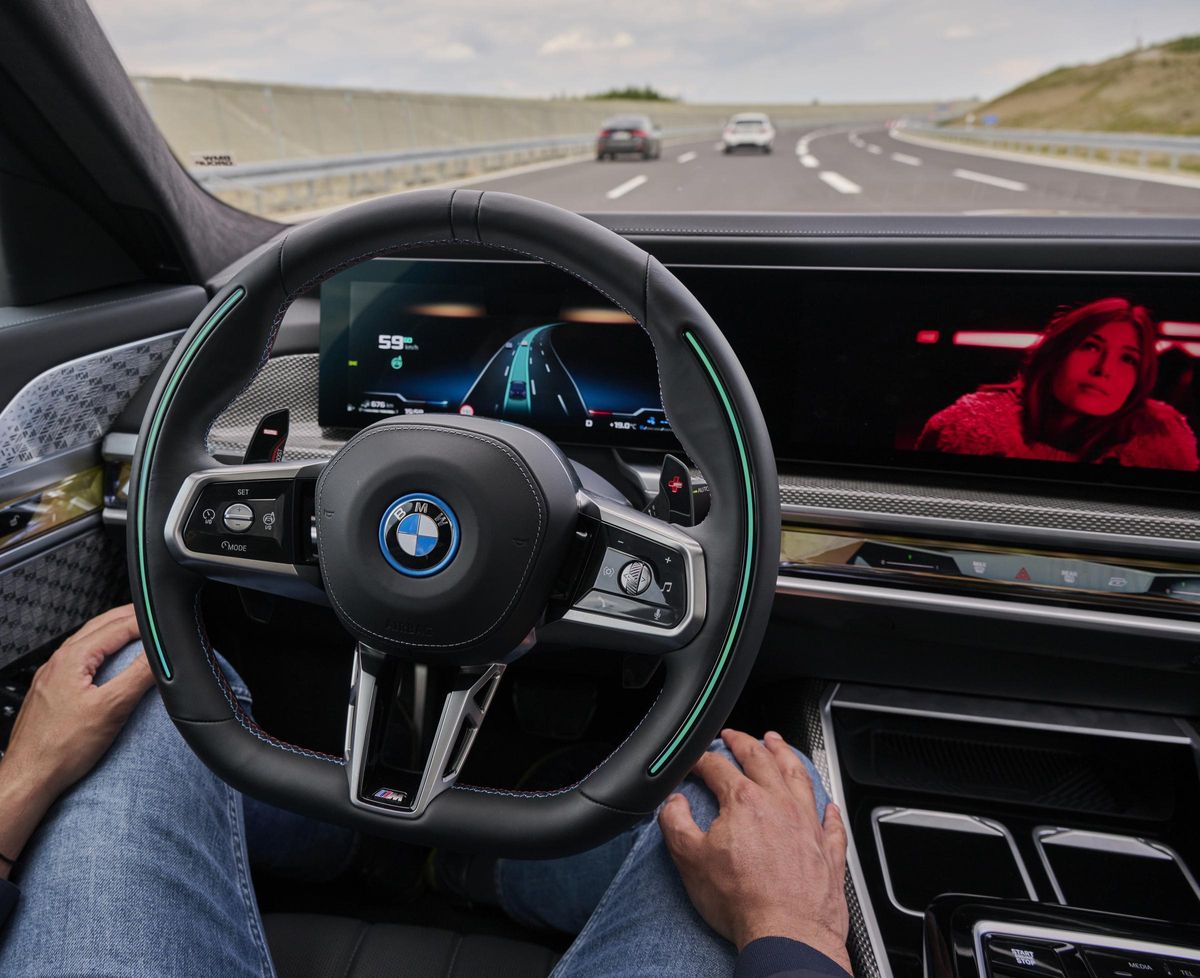 sistemas adas conducir neomotor seguridad