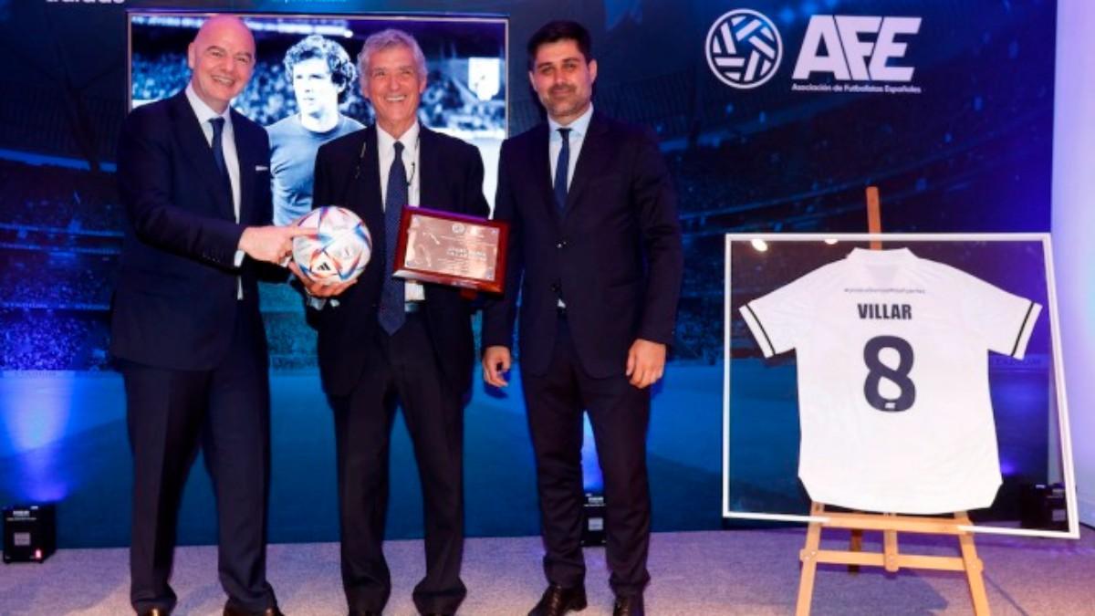 Imagen del homenaje a Ángel María Villar