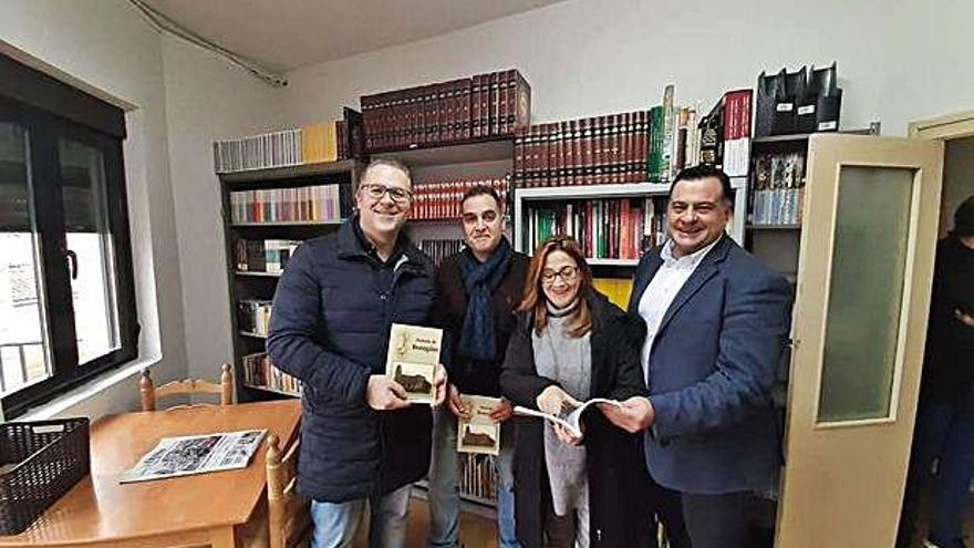 Benegiles inaugura la biblioteca municipal