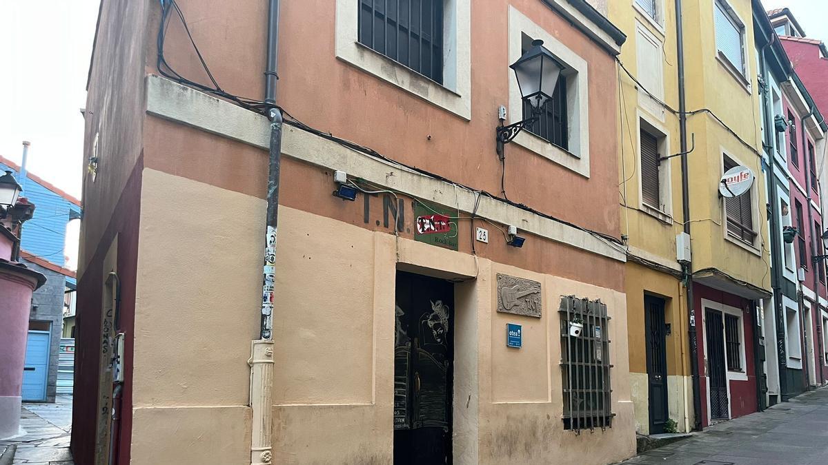 El inmueble de la calle Vicaría en venta.