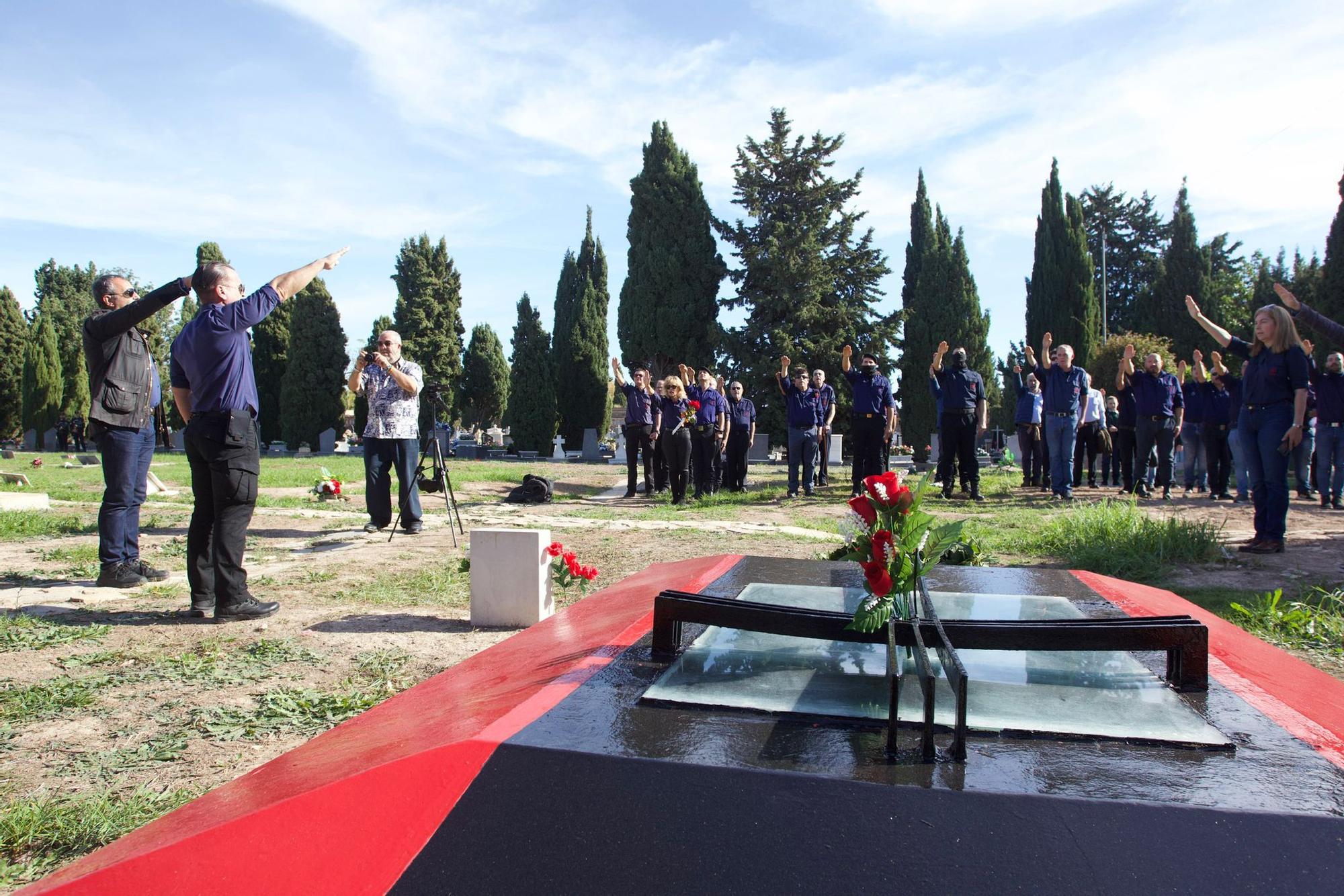 La Falange realiza su homenaje a Primo de Rivera en Alicante