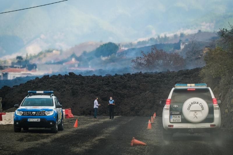 La lava del volcán avanza por La Palma