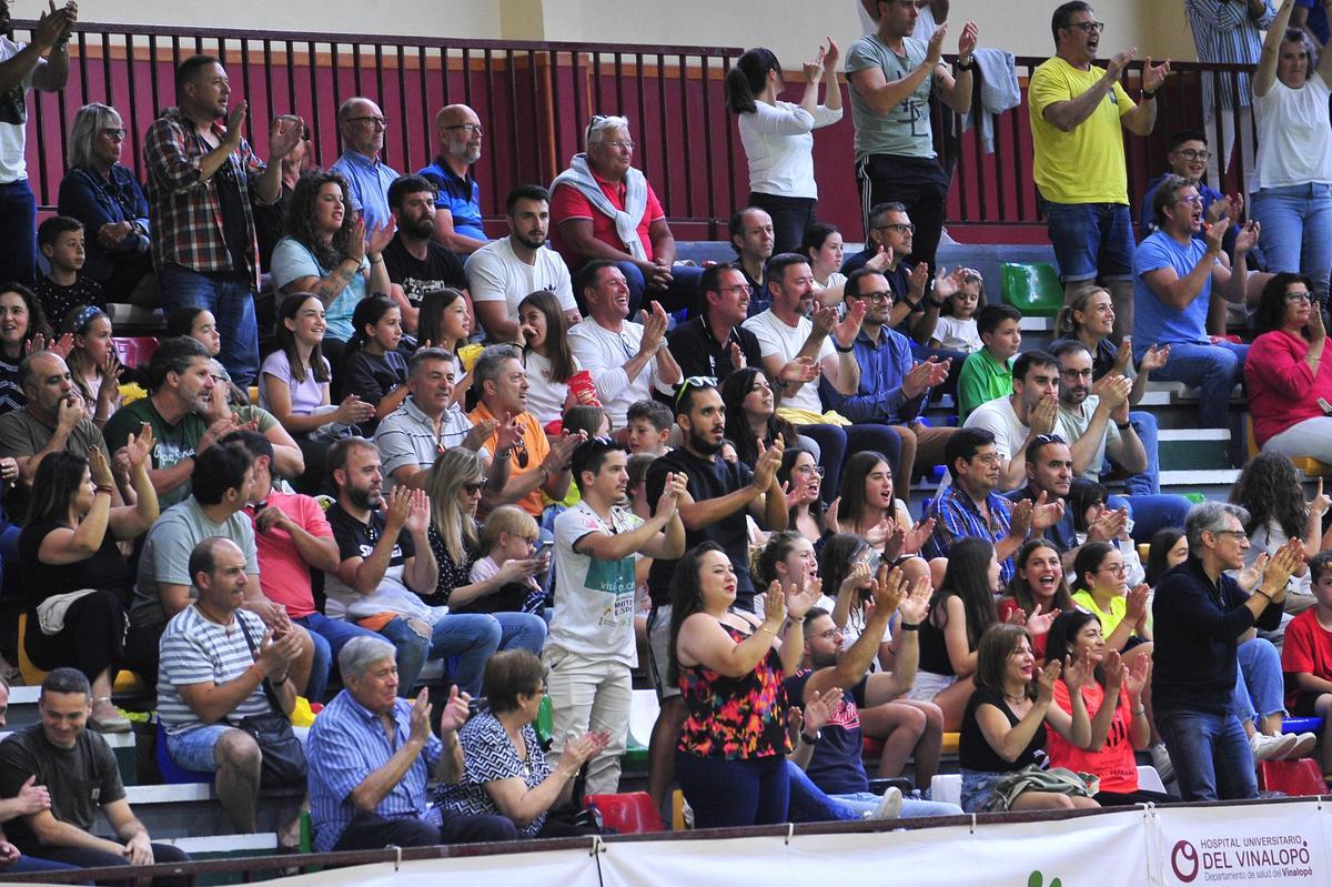 La afición por el balonmano en Elche ha crecido mucho en las últimas temporadas