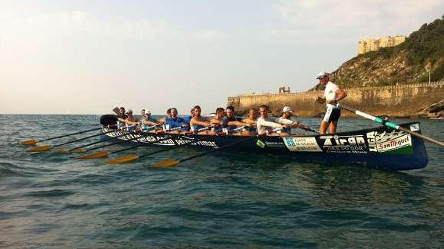 La SD Tirán en el entrenamiento de ayer en San Sebastián. // SD. Tirán