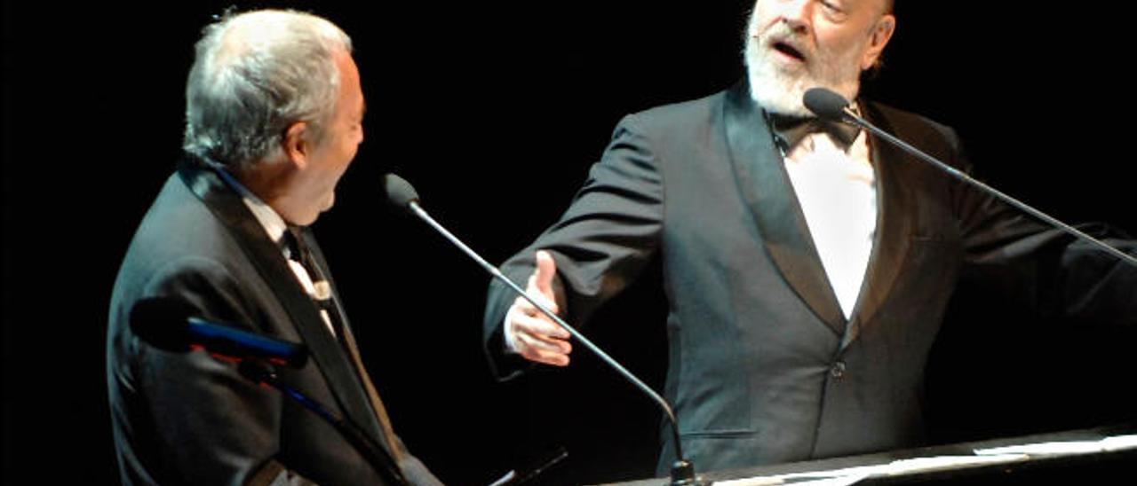 Les Luthiers en el Alfredo Kraus.