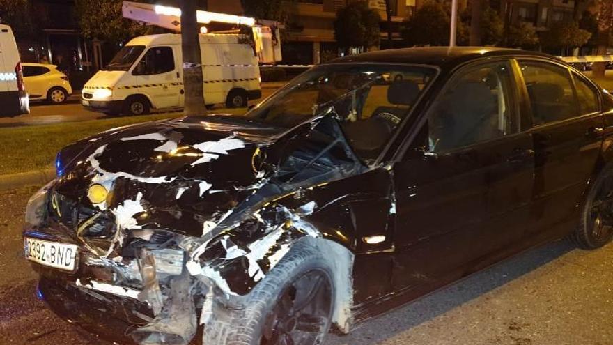 Colisionan dos vehículos en la avenida de Manolete de Córdoba