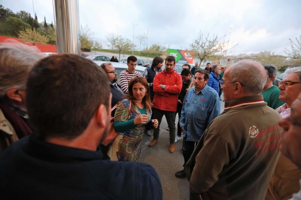 Olaizola se encara con aficionados en Son Moix: ¡Compórtate!