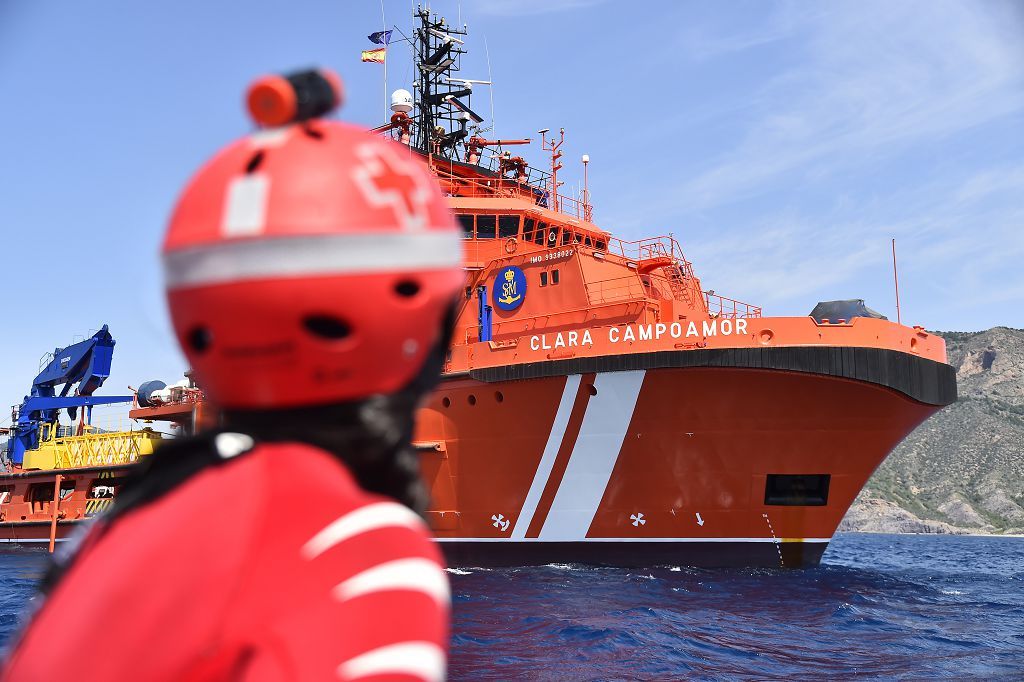 Simulacro rescate Salvamento Marítimo y cruz roja