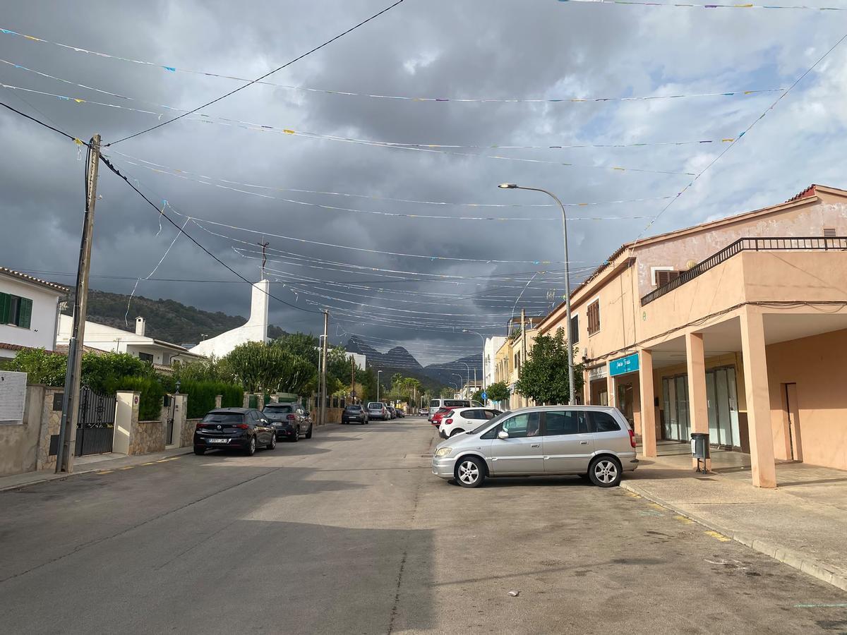Establecimientos cerrados ante un corte de luz en Palmanyola