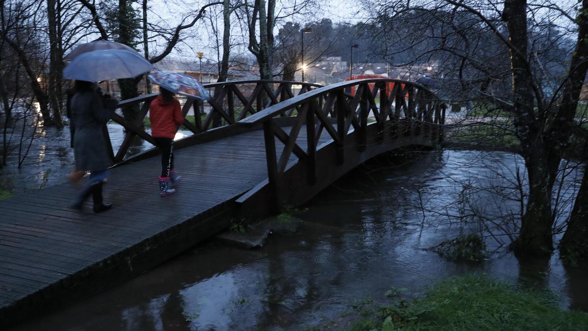 Gondomar vivió durante toda la tarde de ayer intensas lluvias