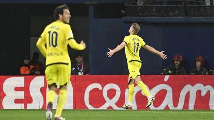 Resumen, goles y highlights del Villarreal 3 - 0 Rayo Vallecano de la jornada 33 de LaLiga EA Sports