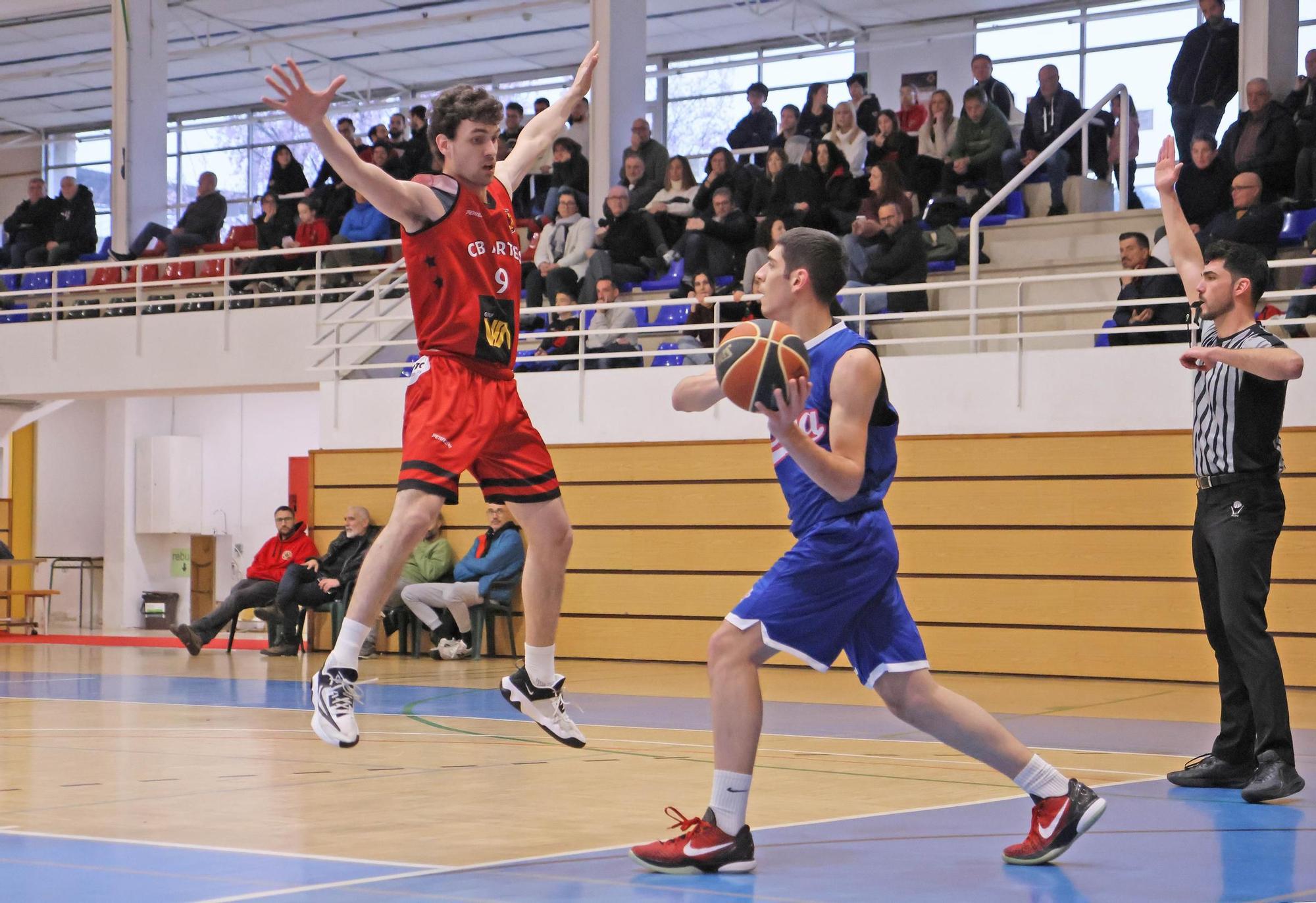 Imatges del Grup Via CB Artés - UB Sant Adrià de la Copa Catalunya masculina