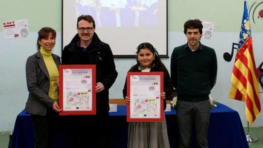 Una alumna de Argos gana el concurso de dibujo de la EMT