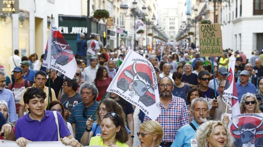 Manifestación del pasado mes de mayo contra la unión de estaciones en Canal Roya.