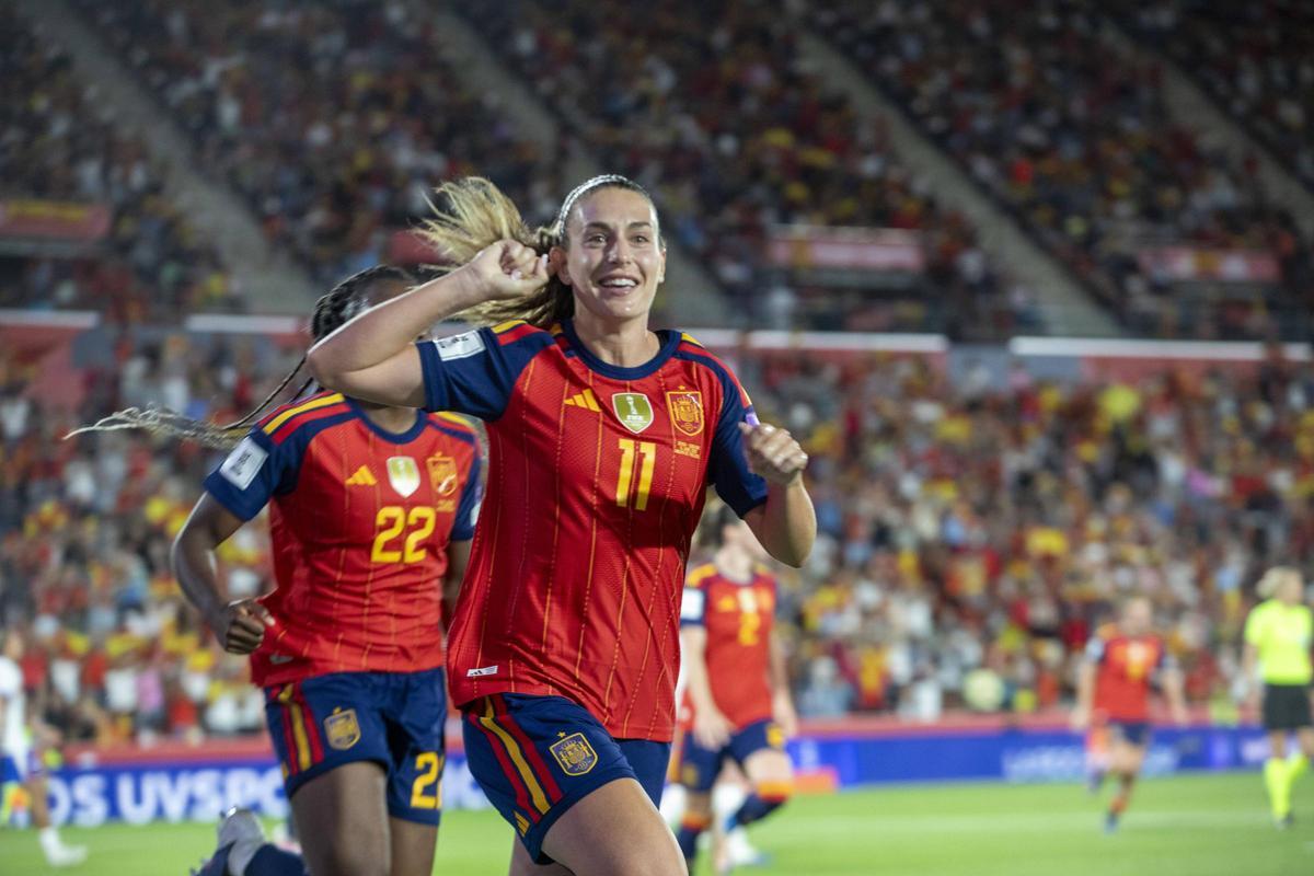 Son Moix vibró con la goleada de España a Inglaterra Son Moix vibró con la goleada de España a Inglaterra