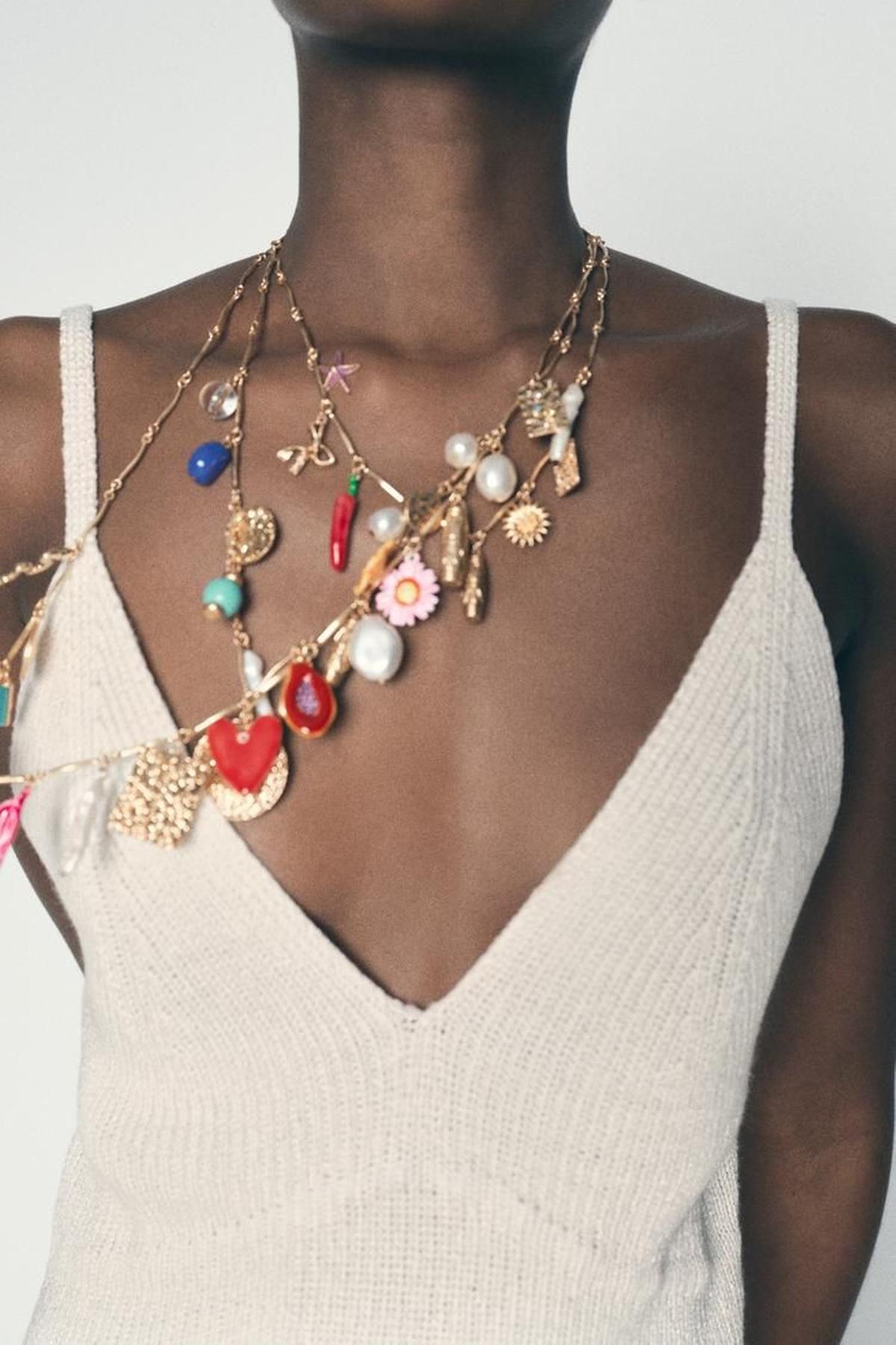 Collares con 'charms'