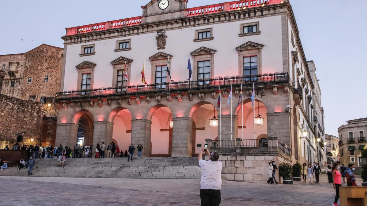 Fachada del Ayuntamiento de Cáceres.