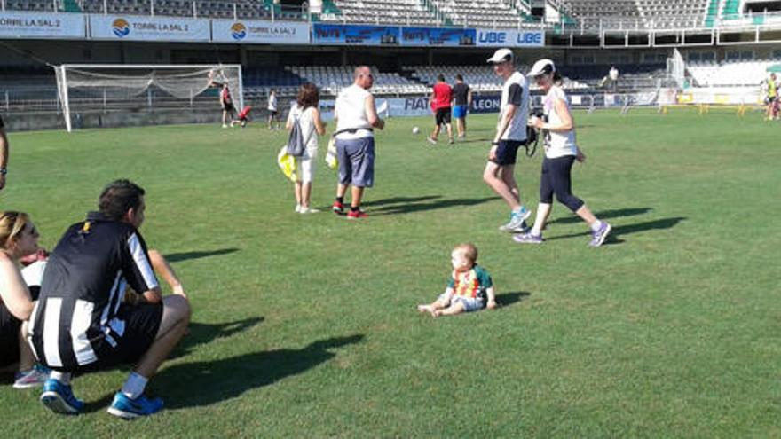 Segunda cancelación  de amistosos en Castalia