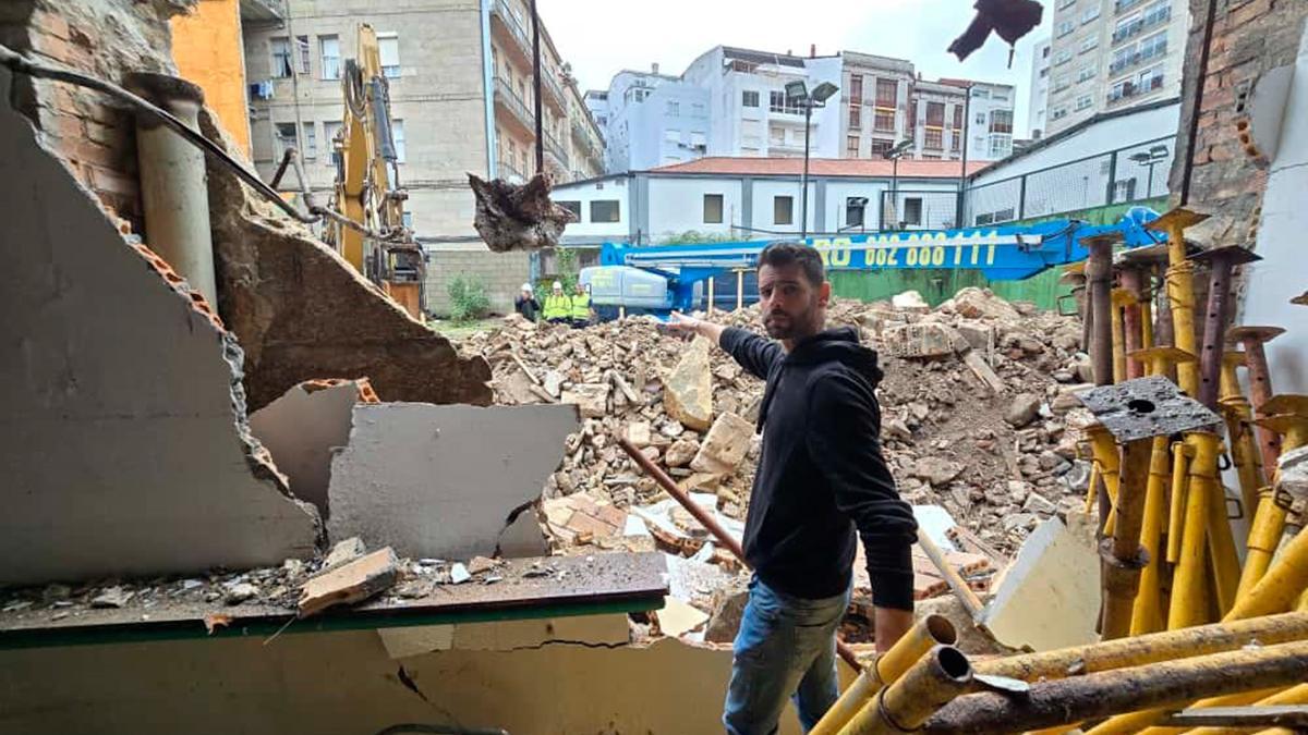 Vecinos de Vigo denuncian una obra ajena que está arrasando sus propias viviendas.