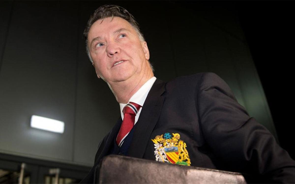 Van Gaal mantiene su deseo de cumplir su contrato con el Manchester United