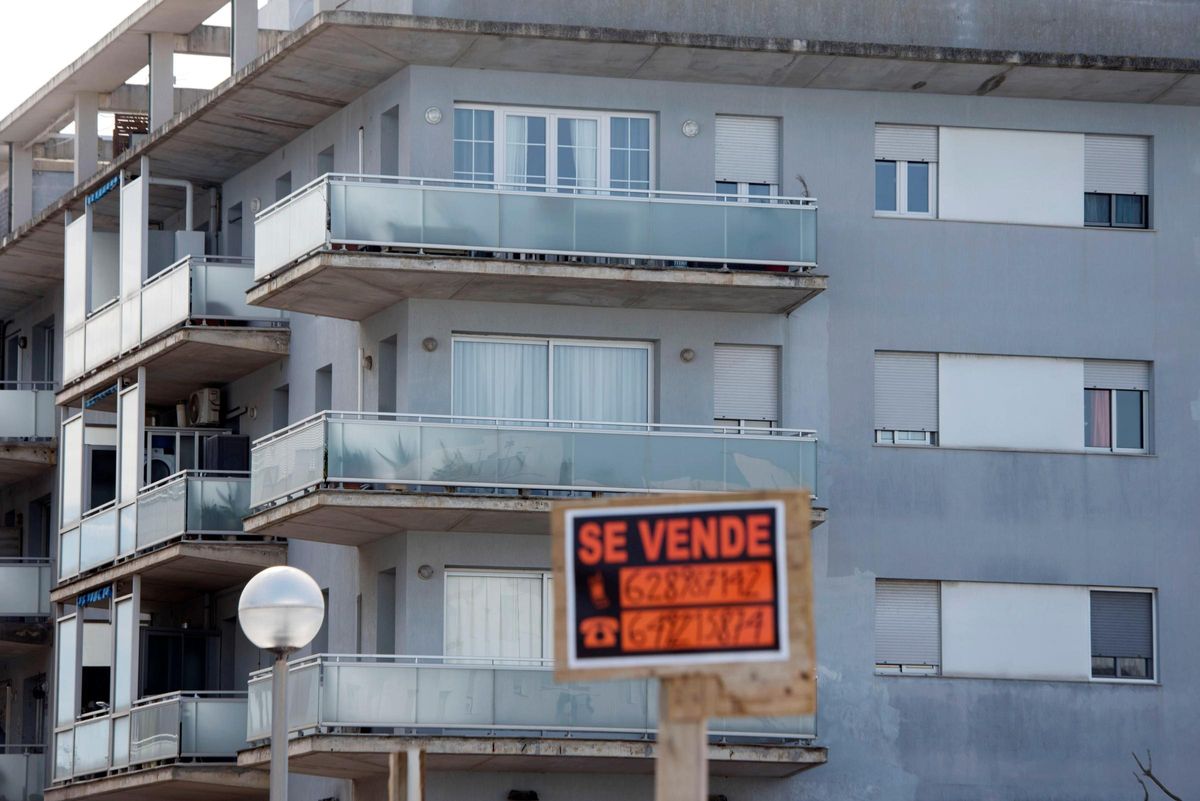 La firma de hipotecas sobre vivienda sube un 14,4 % en abril y suma diez meses al alza