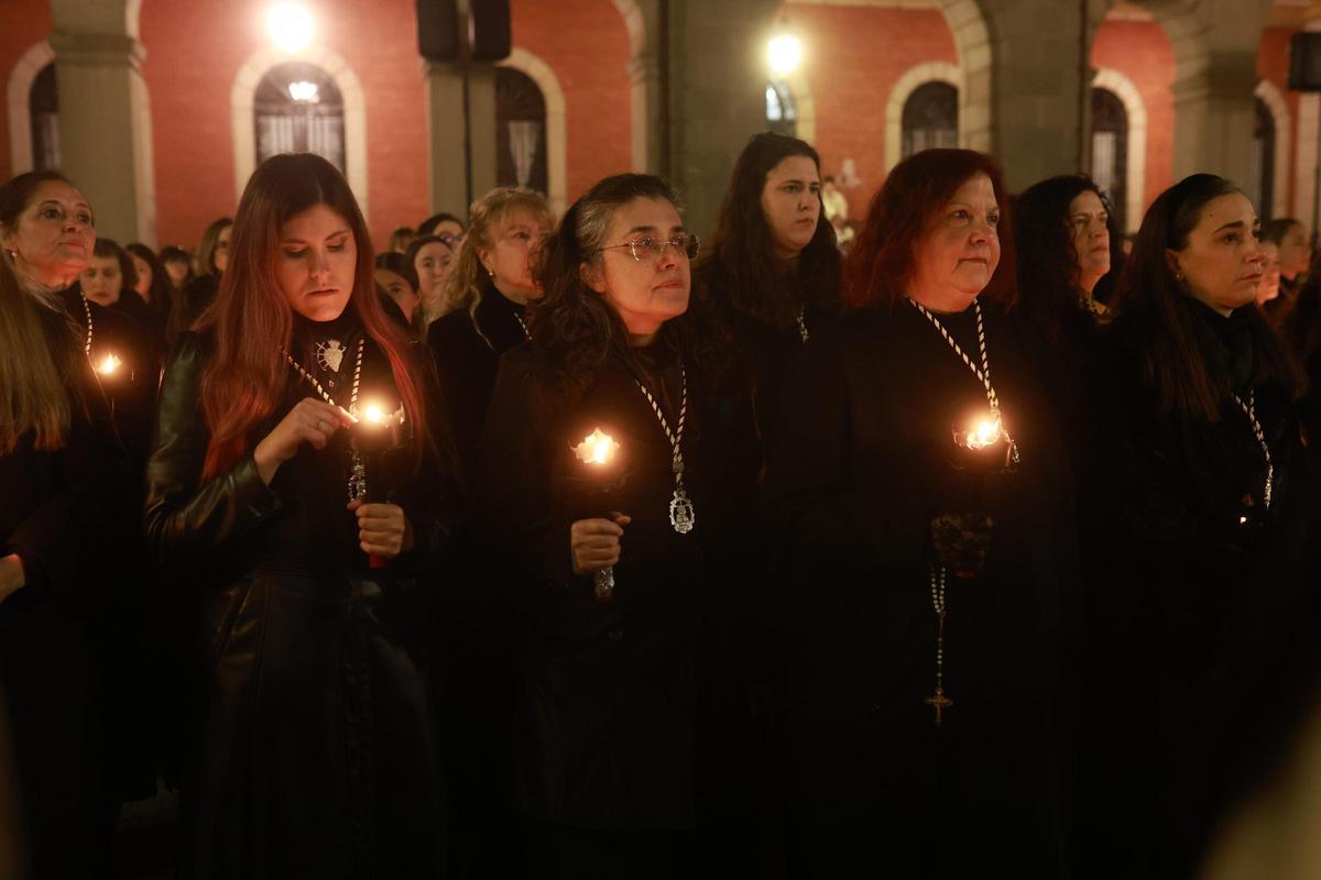 GALERÍA | Las imágenes de los momentos más emotivos de la procesión de Nuestra Madre de las Angustias este Viernes Santo en Zamora