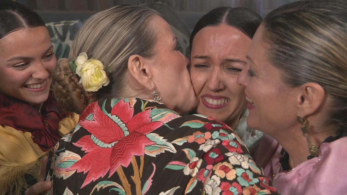 Lorena Larrea, muy emocionada al ganar el certamen.