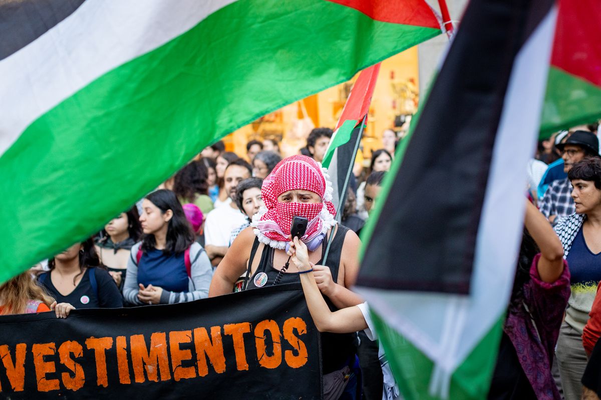 Manifestación en Santiago para protestar por la detención de la Flotilla a Gaza