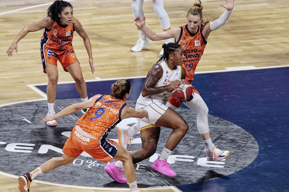 Clarinos Ciudad de La Laguna - Valencia Basket