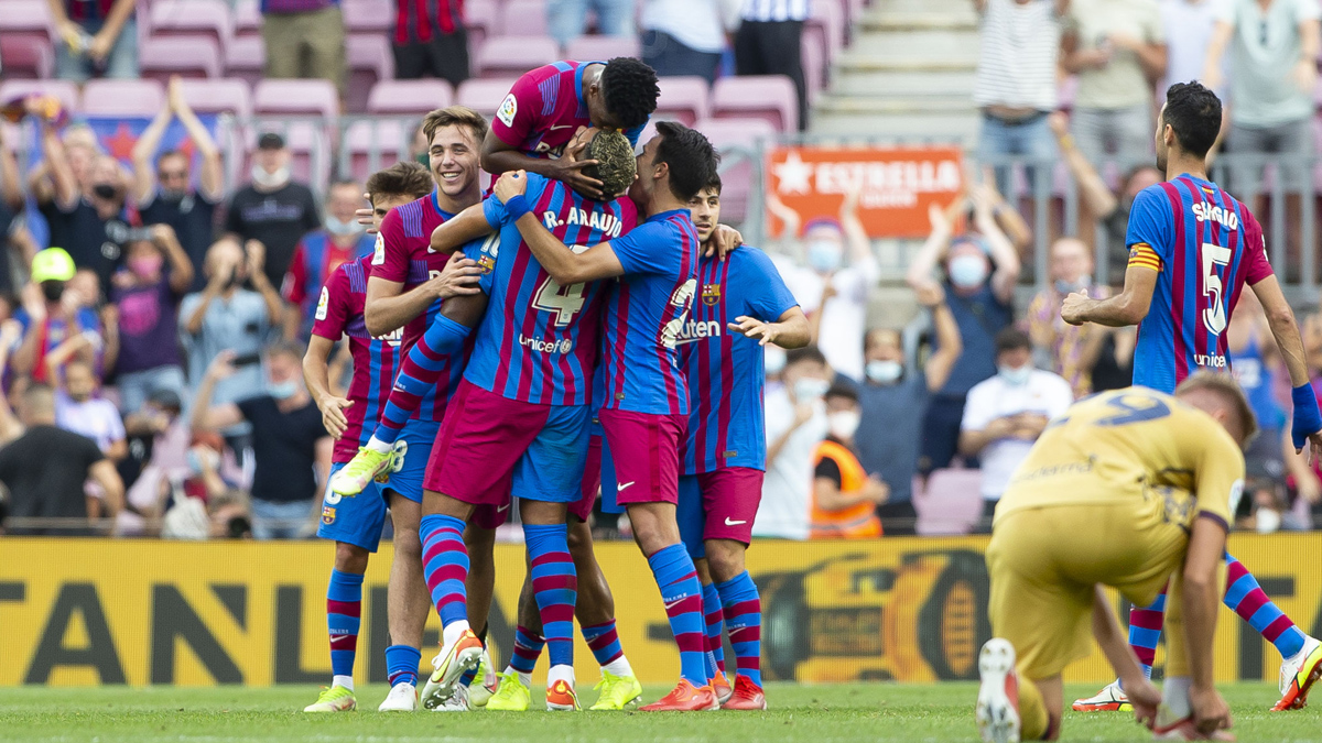 Ansu Fati, tras anotar el 3-0, este domingo en el Camp Nou