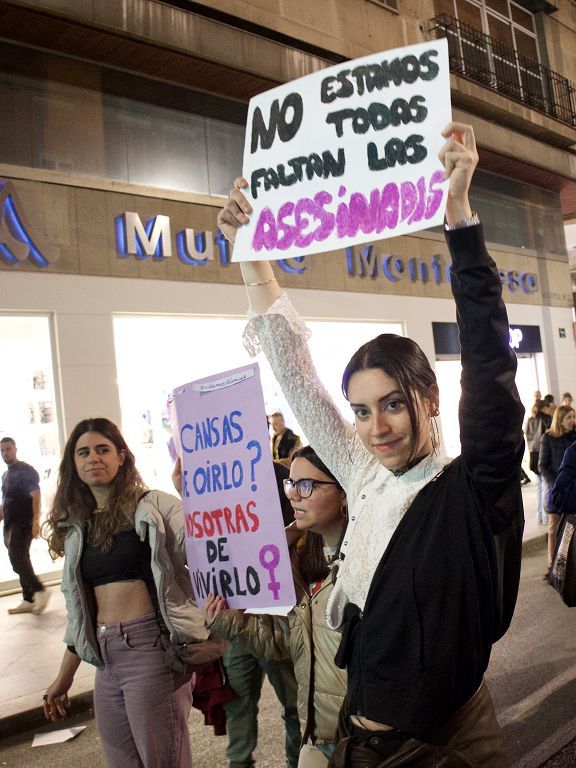 Todas las imágenes de la manifestación en Murcia del 8M