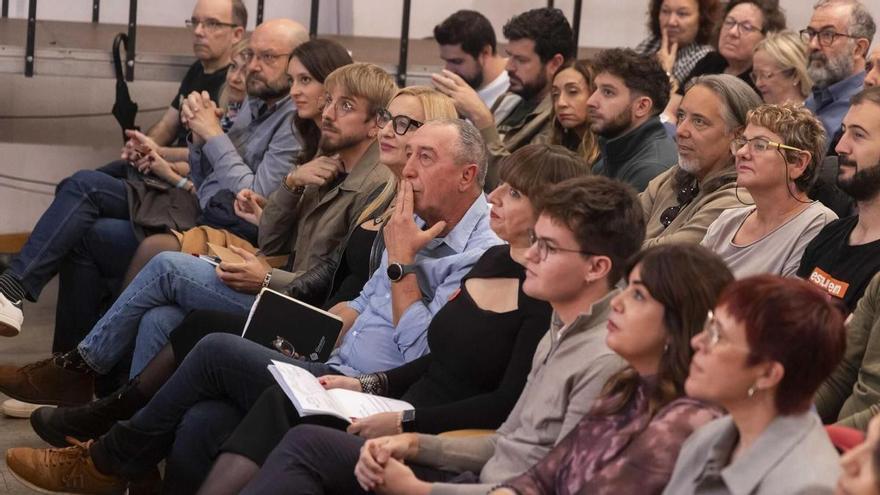 El partido de Baldoví se apoya en las encuestas de Compromís para rechazar las 'sopas de siglas'