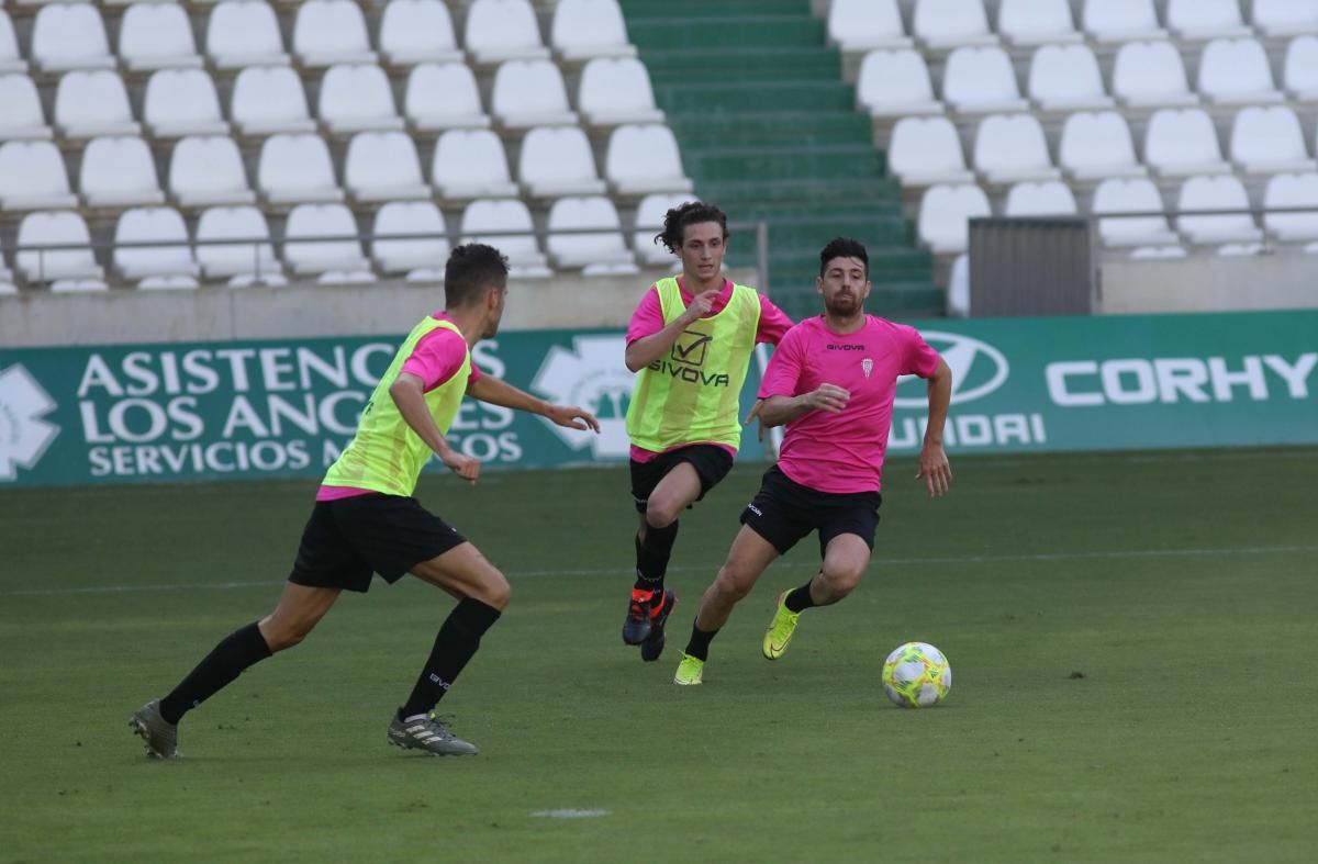 El Córdoba CF vuelve a jugar en El Arcángel