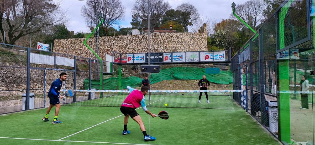 Desde la primera hora de la mañana del sábado hasta la tarde del domingo, la Liga por Equipos FPCV reunió un ambiente de diversión, compañerismo y mucho pádel de todos los niveles.