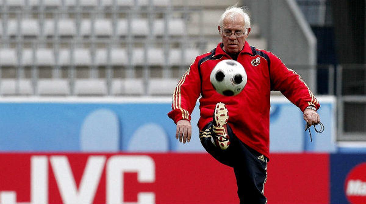 L’exjugador i exentrenador de futbol ha mort als 75 anys a Madrid.