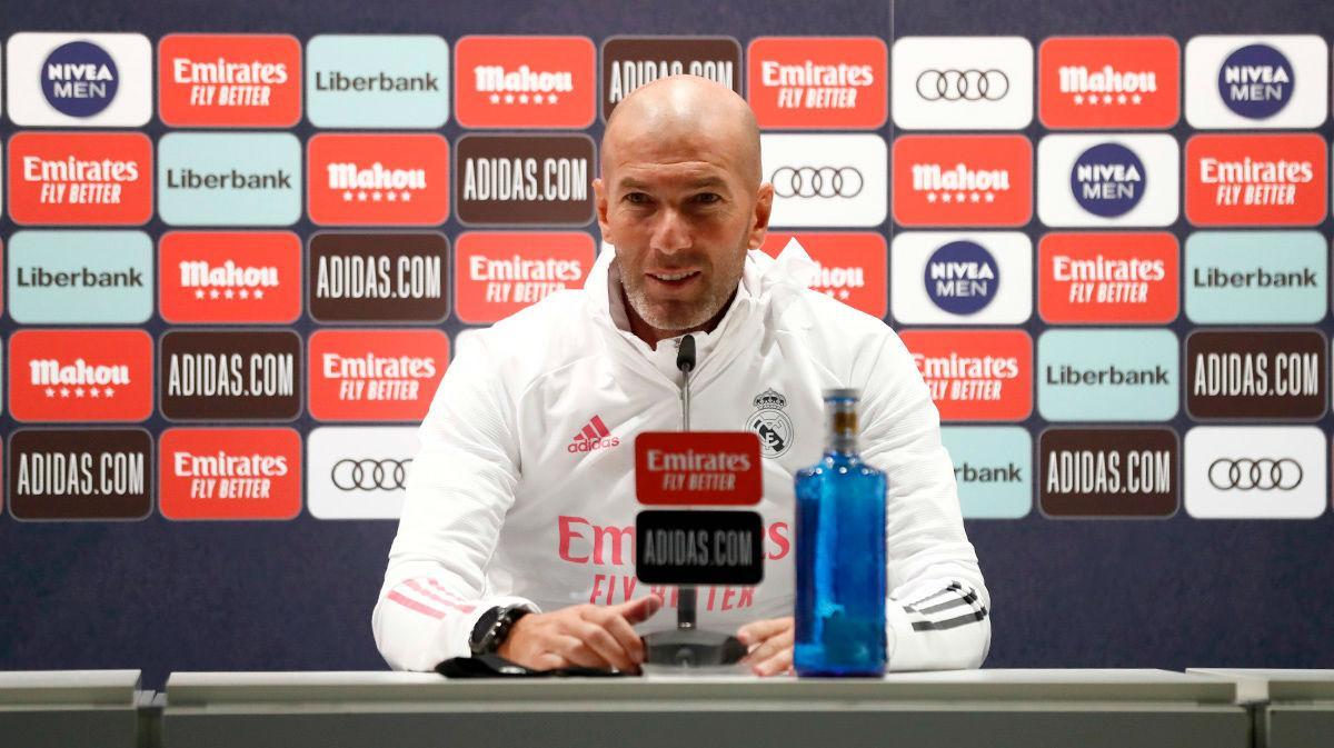 Zidane advierte que Hazard no jugará hasta que no esté al cien por cien