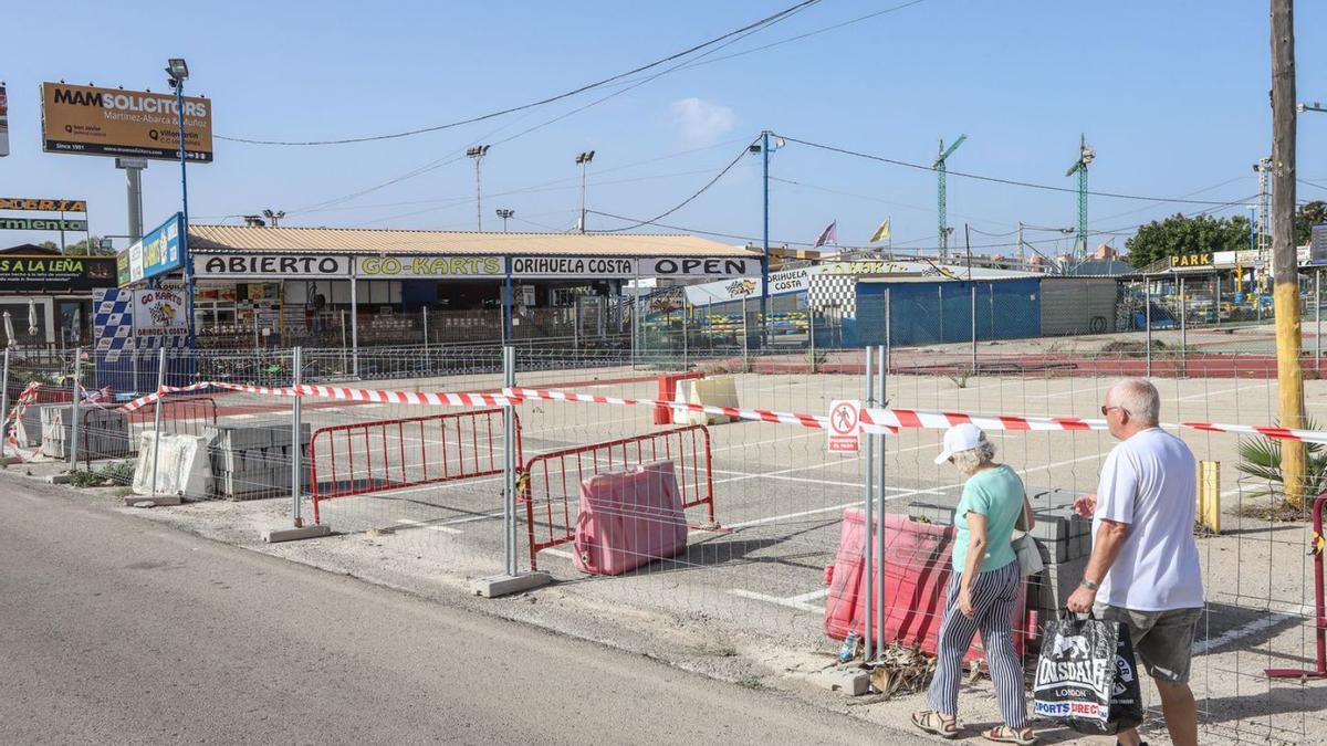 Terrenos adyacentes a la pista de karts que funciona en el litoral desde 1977.  | TONY SEVILLA