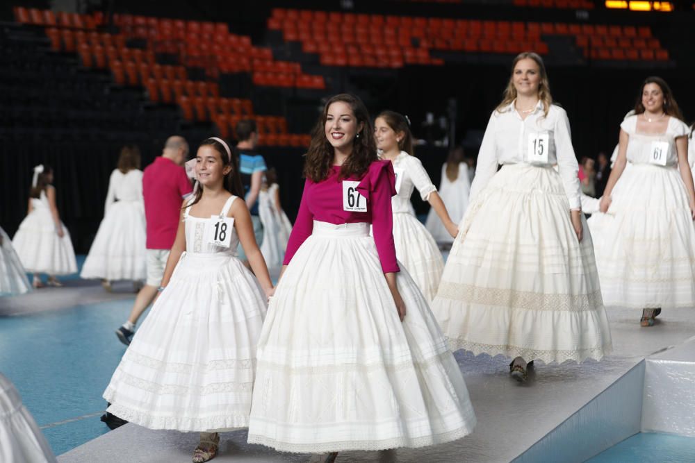 Ensayo de las candidatas a fallera mayor 2019 en la Fonteta