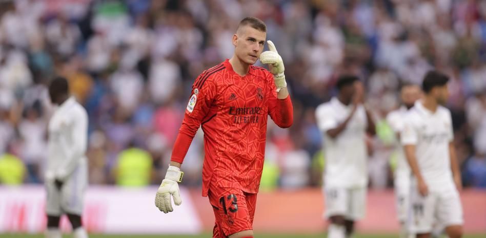 Lunin, guardameta del Madrid, en el Clásico.