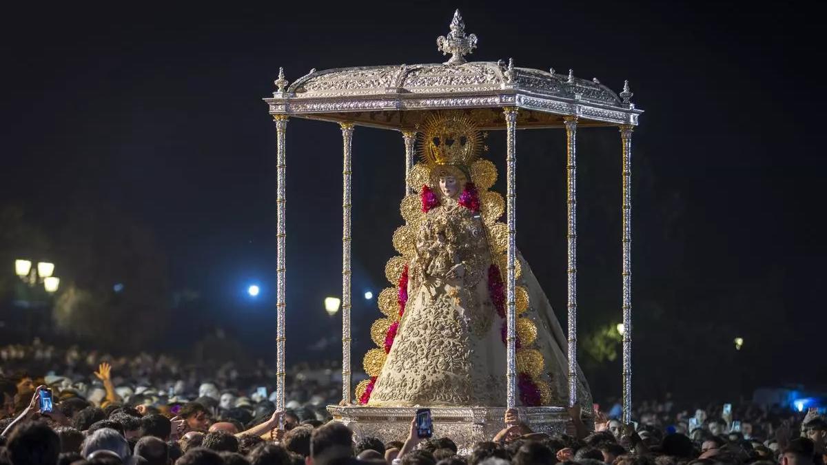 Procesión de la Virgen del Rocío, la pasada madrugada.