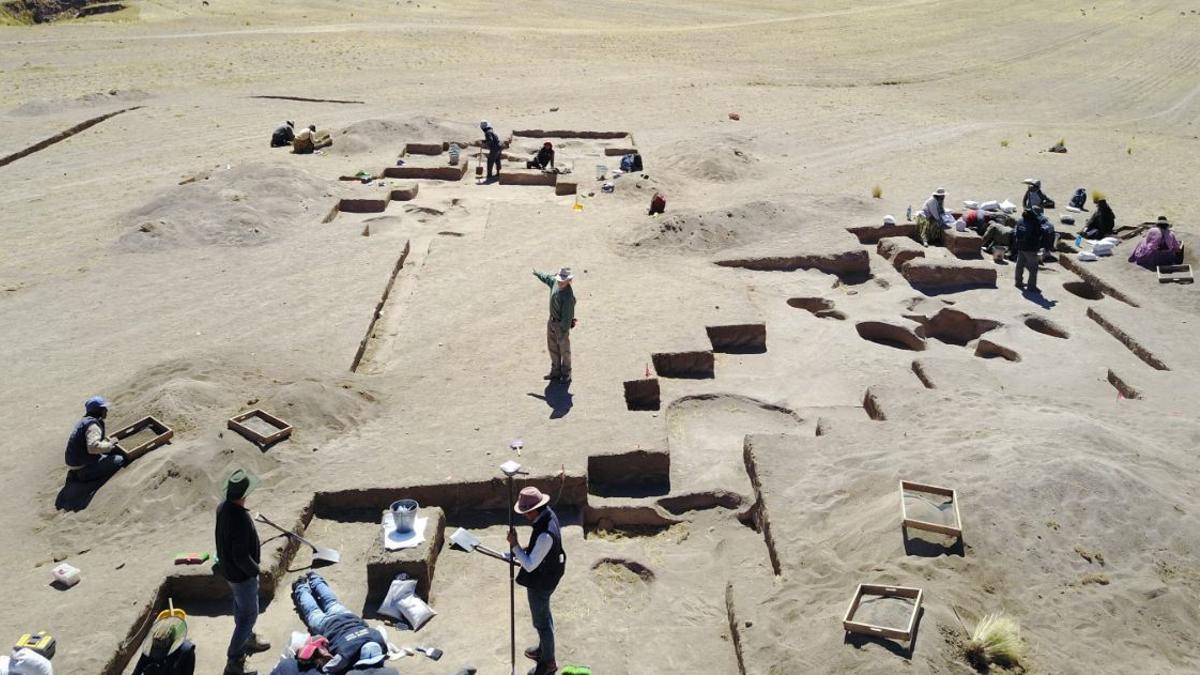 Los investigadores hallaron restos humanos en el sitio arqueológico Wilamaya Patjxa, en Perú, que muestran que las dietas de los primeros pueblos de los Andes estaban compuestas principalmente de materiales vegetales.