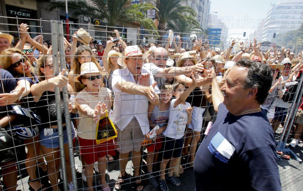 El espectáculo pirotécnico de Pedro Luis Sirvent ofreció un final atronador, pero no llegó por 12 segundos al tiempo mínimo requerido