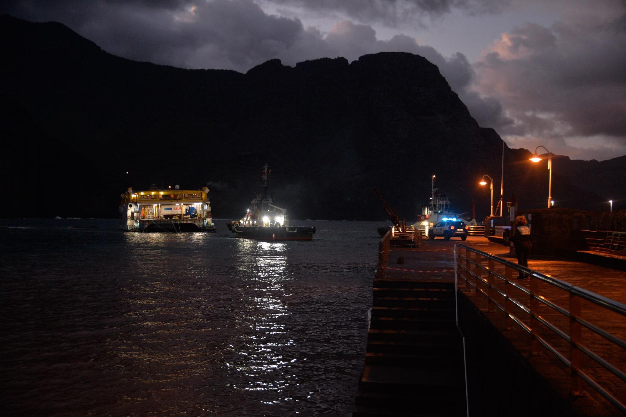 Nuevo intento infructuoso para desencallar el ferry en Agaete