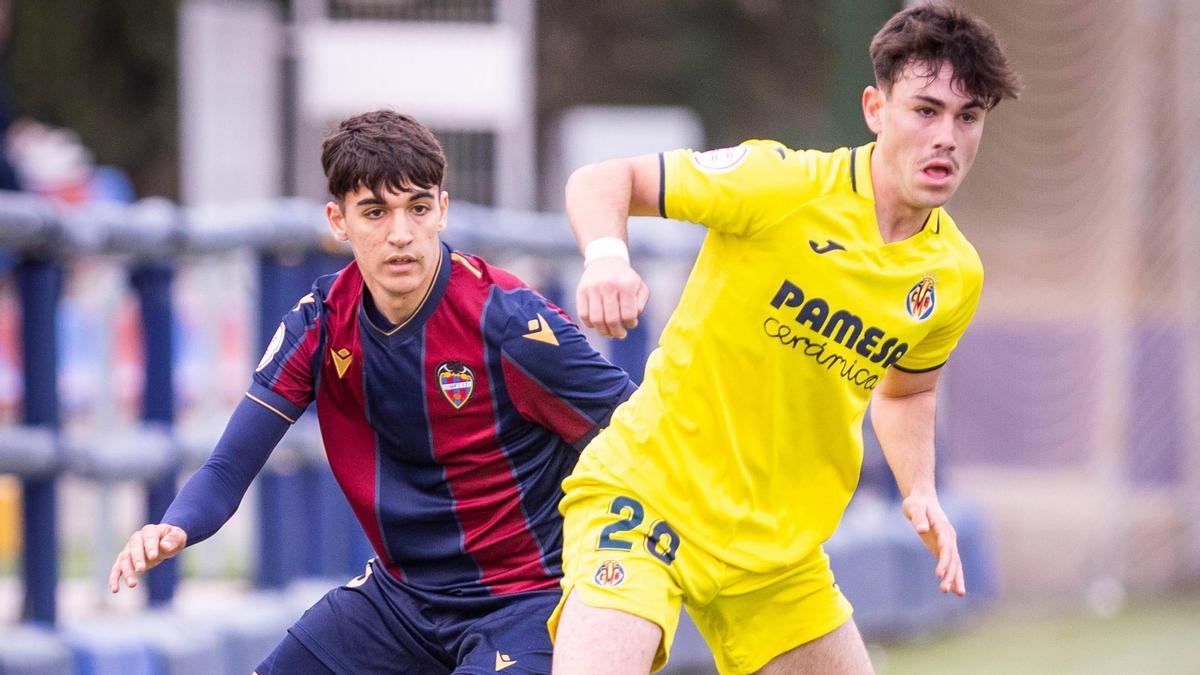 Álex Cerdà, durante el partido contra el Villarreal B.