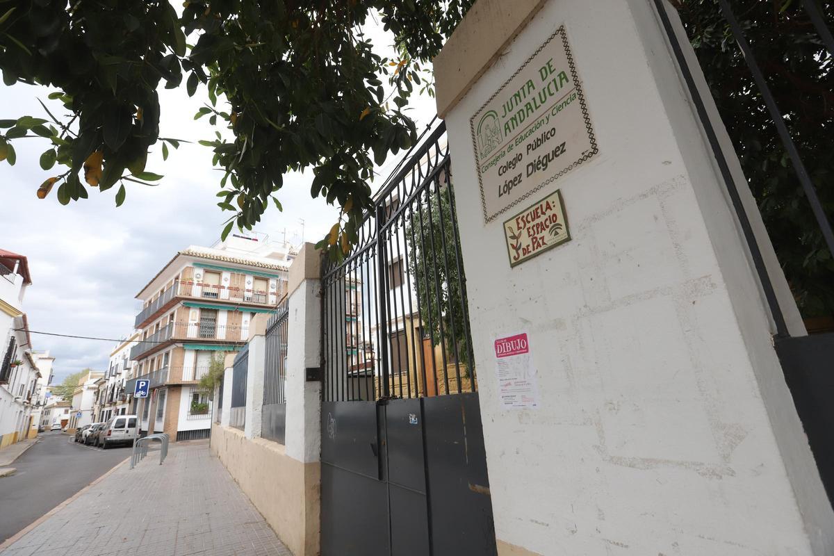 Fachada del colegio público López Diéguez.
