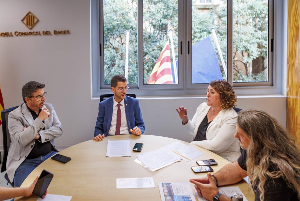 Sílvia Tardà explica les polítiques del Consell amb Mata, Hernàndez i Palma a la taula | DANI CASAS