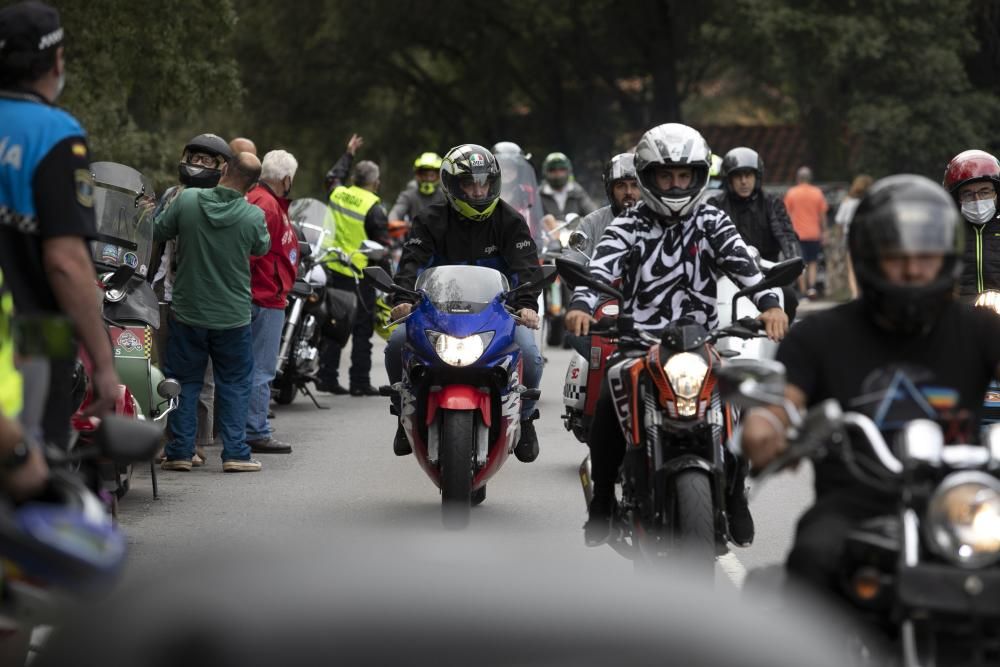 Funeral y despedida motera de Bernard Marcos, el mecánico fallecido en Llanes en un fatal accidente