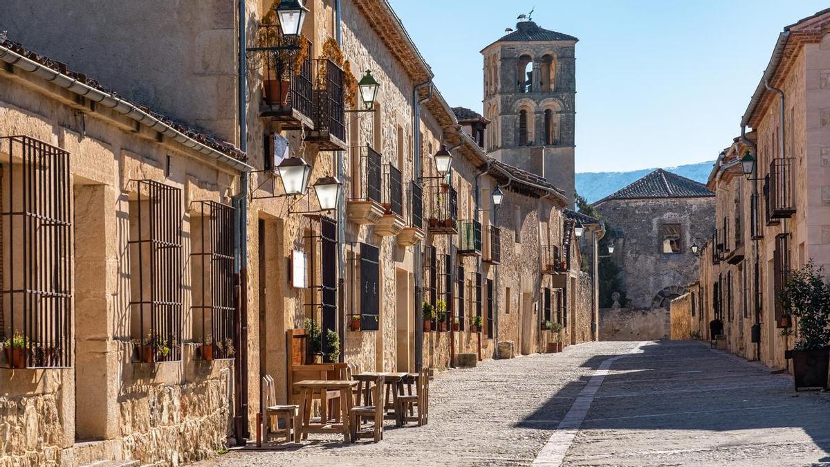 El pueblo de Segovia con el mejor cochinillo asado de España