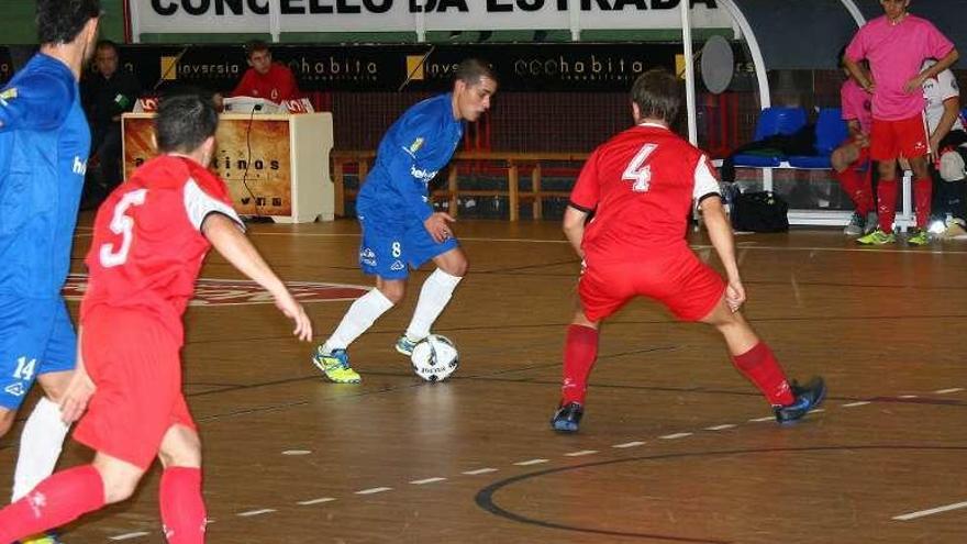 Imagen del duelo disputado ayer en el Coto Ferreiro. // Bernabé/Adrián Rei